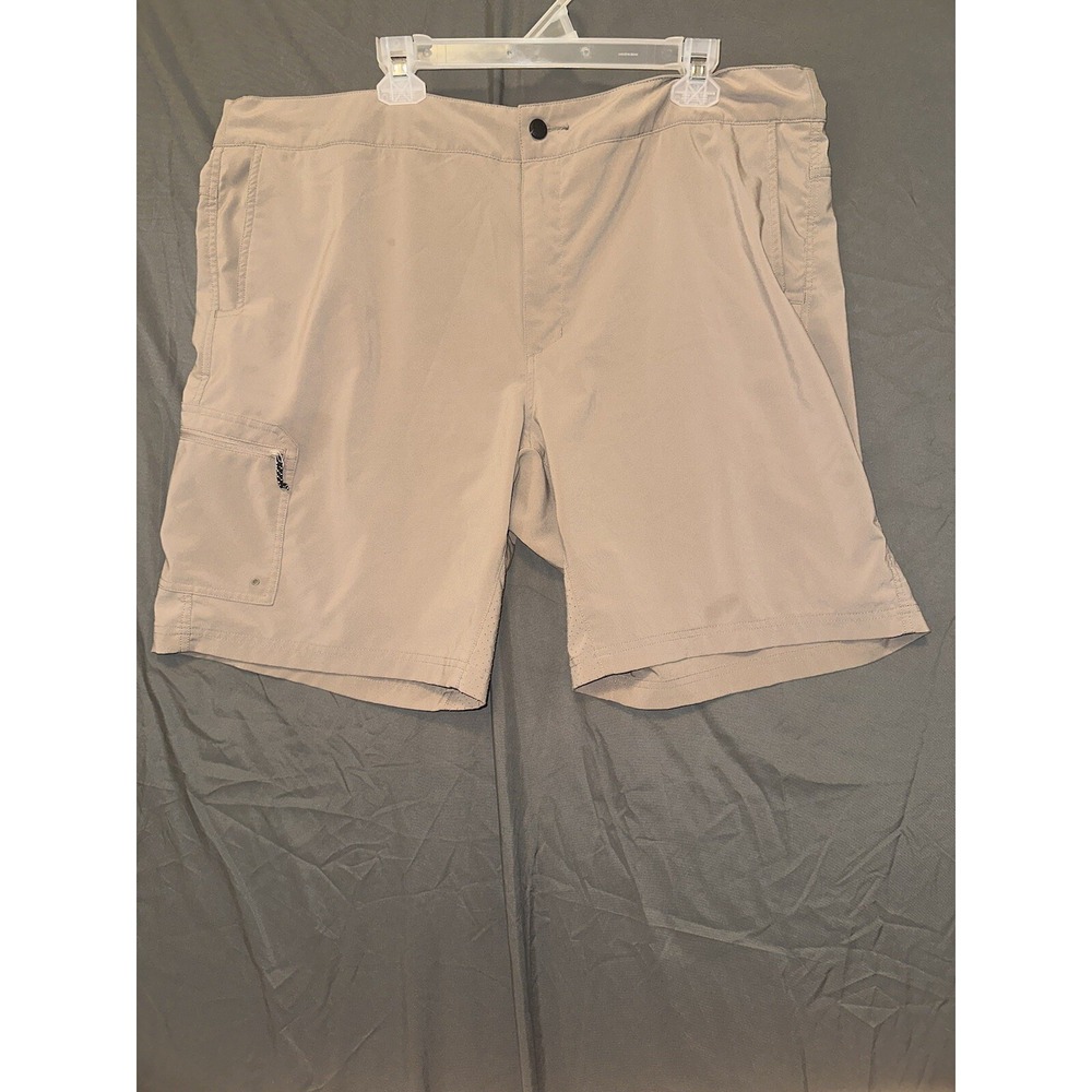 Magellan outdoors Water repellent fish gear shorts mens‎ 2XL tan